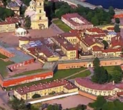 St. Petersburg - Zarenresidenz an der Newa